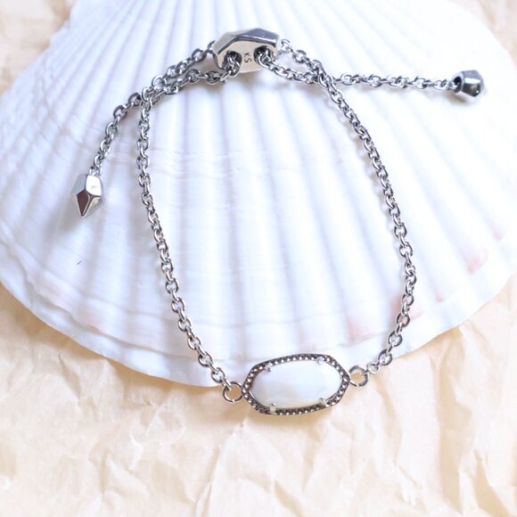 Kendra Scott Silver Elaina Ivory Pearl Adjustable Chain Bracelet - Picture 2 of 2